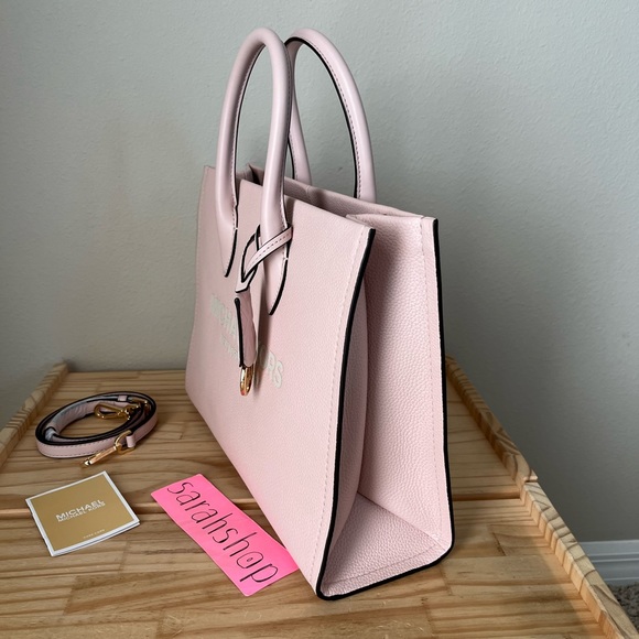 🌼Michael Kors Purse - Picture 4 of 14